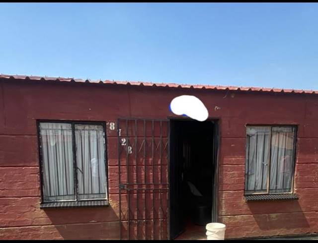 2 BEDROOM HOUSE FOR SALE IN KATLEHONG SOUTH